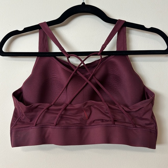 [L] Nike Sports Bra - Picture 3 of 5